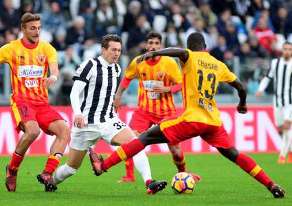 "صاعقة" بنيفنتو تهدد آمال ميلان