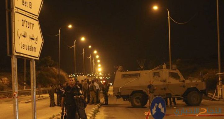 قوات الاحتلال تنصب حاجزًا في جنين وتفتش المركبات