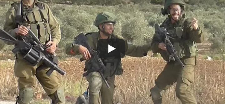 بالفيديو- جنود هلّلوا فرحا بإصابة متظاهر جنوب نابلس