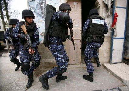 كشف ملابسات 8 سرقات لمؤسسات ومنازل