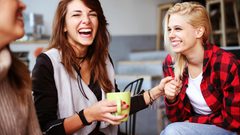 لهذا السبب اخرج مع أصدقائك بعد العمل