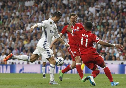 مفاجأة في تشكيل ريال مدريد.. والبافاري بالقوة الضاربة