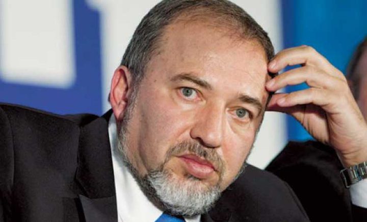 ليبرمان: اسرائيل ستضرب طهران إذا وقع هجوم إيراني