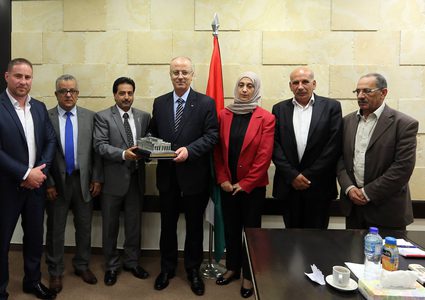 الحمد الله يستقبل المكتب الحركي المركزي للوزارات والهيئات الحكومية