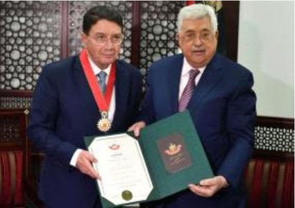 الرئيس يهنئ نظيره التنزاني بعيد الاتحاد