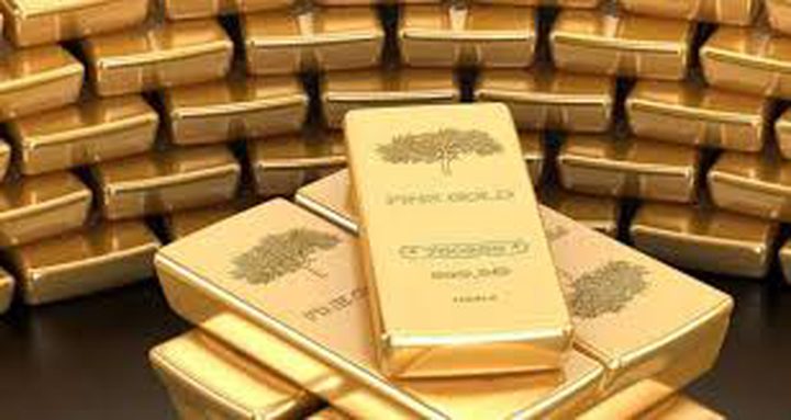 الذهب يقترب من أدنى مستوياته