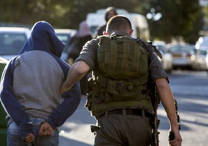 اعتقال فتى على حاجز شعفاط بالقدس