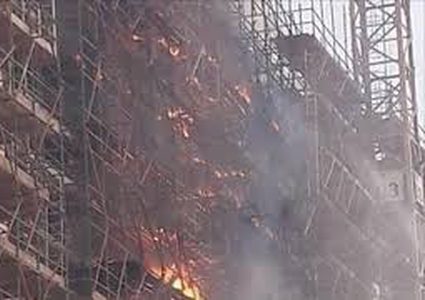 حريق هائل في متحف بمنطقة الهرم