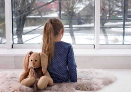 10 صفات تدل على أن طفلك يعاني التوحد اكتشفيها الآن!