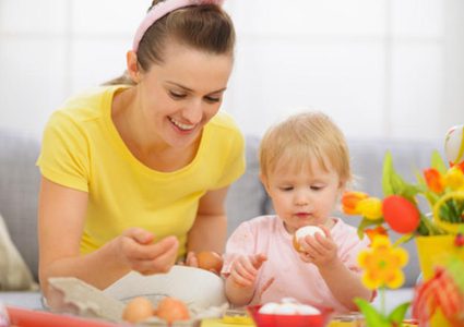 4 أطعمة تعمل على زيادة وزن طفلك.. منها البيض