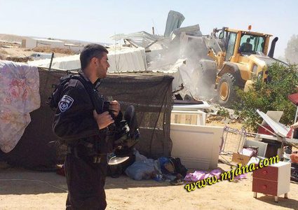 السلطات الإسرائيلية تهدم منزلاً في النقب