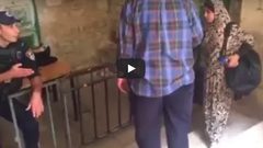 شاهد- منع فتاة من دخول الأقصى.. والسبب؟