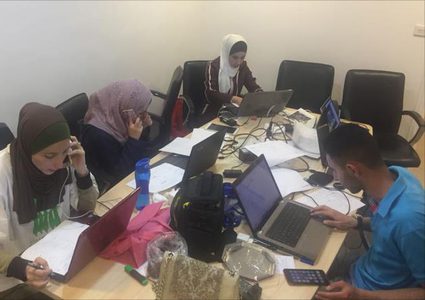 15 ألف شجرة من الأردنيين إلى القدس