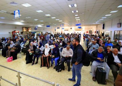 تنقل 5666 مسافر على معبر الكرامة