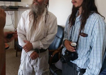 أهالي ياسوف يحتجزون مستوطنين حاولا اقتحام مسجد القرية