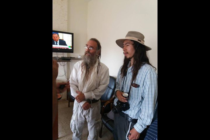 أهالي ياسوف يحتجزون مستوطنين حاولا اقتحام مسجد القرية