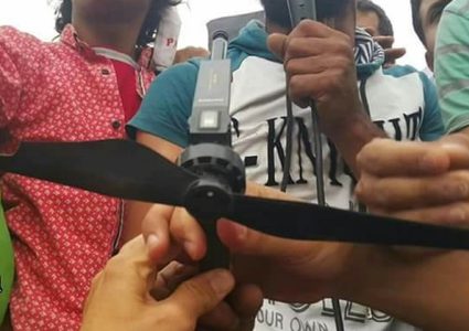 (صور) إسقاط طائرتي تصوير "اسرائيليتين" شرق القطاع