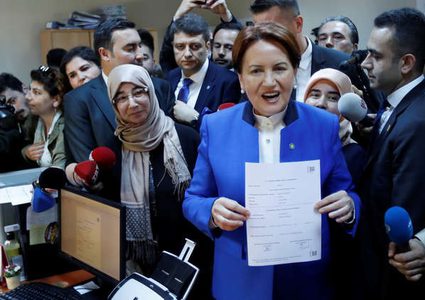 مرشحة للرئاسة التركية تتعهد بطرد اللاجئين السوريين