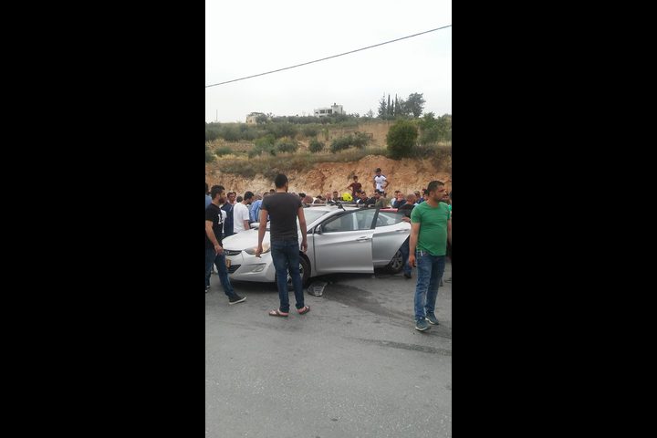 بالصور- إصابات في حادث سير بشارع بيت ايبا غرب نابلس