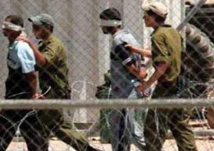 نادي الأسير": اقتطاع إسرائيل أموال الضرائب الفلسطينية "سرقة وقرصنة"