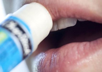 الشفاه تحتاج إلى حماية من الشمس