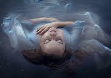 هل الأحلام الواضحة والقريبة من الكوابيس قاتلة؟