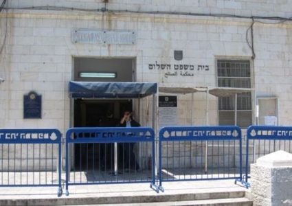 نادي الأسير: أكثر من (75) ألف شيقل فرضتها محكمة "عوفر" على الأسرى الأطفال