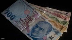 الليرة التركية تتراجع إلى مستوى قياسي جديد