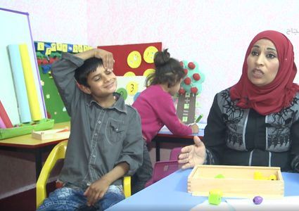 عائلة برمكة تناشد أهل الخير في مساعدة طفليها (فيديو)