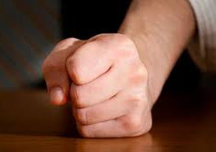 ما هي علاقة القبضة الضعيفة بالسكتة القلبية ؟