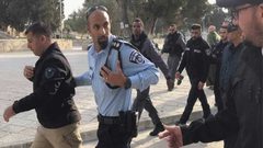 الاحتلال يستدعي حارس الأقصى للتحقيق