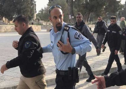 الاحتلال يستدعي حارس الأقصى للتحقيق