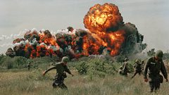 انسحاب سيد البيت الأبيض من بؤرة اللهب أمام سيناريوهات خطيرة قادمة