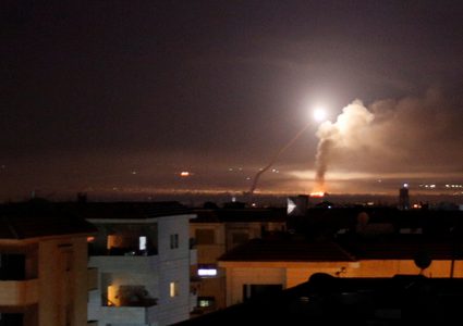 الإعلام العبري والقصف الإيراني