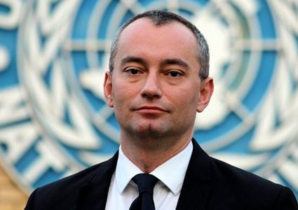 ملادينوف يوجه رسالة الى حماس واسرائيل