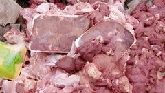 اتلاف 140 كغم لحوم غير صالحة