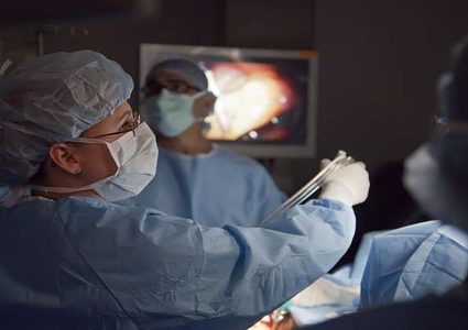 إنقاذ مريضة نزفت سائلها النخاعي عدة سنوات