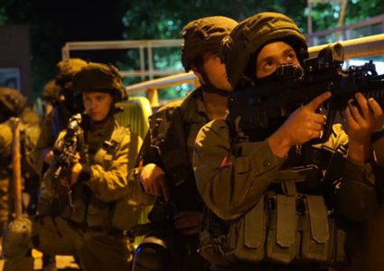 الاحتلال يشن حملة اعتقالات ومداهمات بالضفة