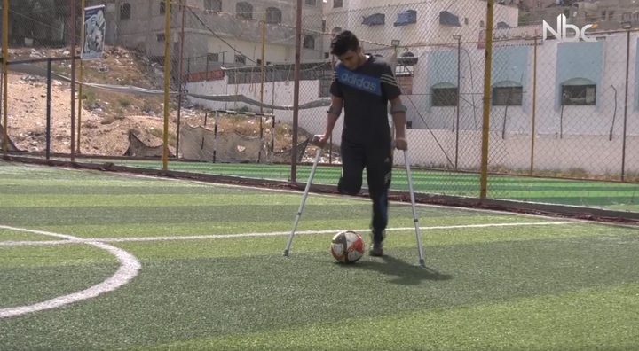 قناصة الاحتلال لم تستطع تحطيم أحلام الطالب محمد العجوري