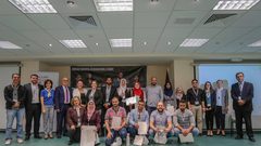 مهندسة تفوز بالجائزة الأولى على مستوى فلسطين في مسابقة (الجدران المتساقطة)