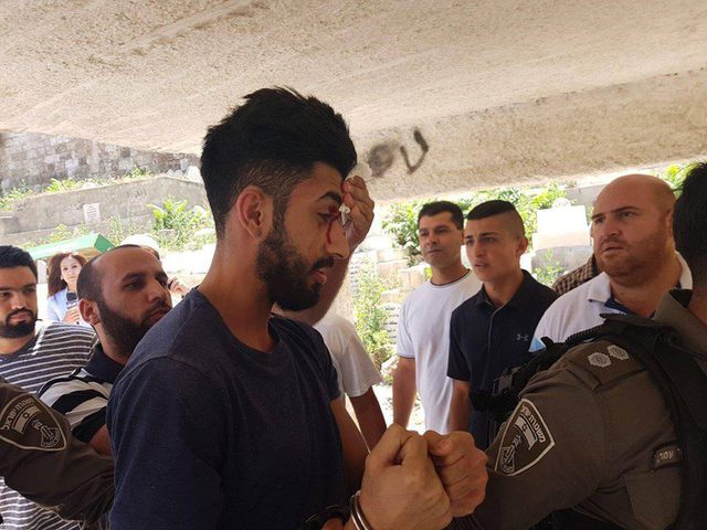 اندلاع مواجهات بين شبان وقوات الاحتلال في مقبرة باب الرحمة