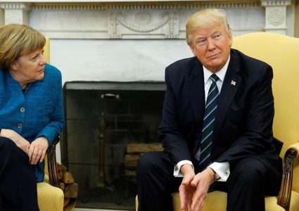 ميركل: ترامب ينتهك النظام الدولي