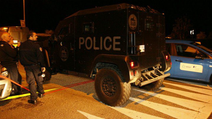 قتيلان احدهما المهاجم في اعتداء بسكين في باريس