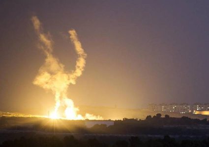 طيران الإحتلال يستهدف أرضًا زراعية شمال القطاع بصاروخين