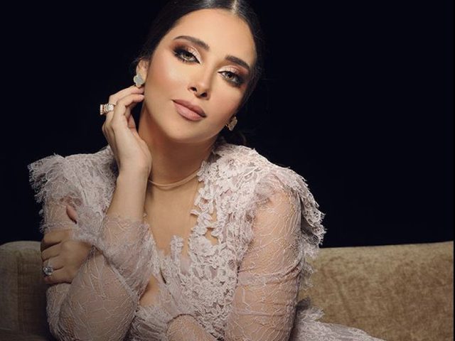 شاهدوا الصورة الأولى لطفل بلقيس.. وهذا الاسم الذي اختارته له