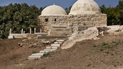 مسار سياحي لعدد من المواقع الأثرية في طولكرم