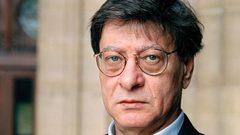 تونس: اطلاق اسم الراحل محمود درويش على أحدى قمم جبل سمامة بالقصرين