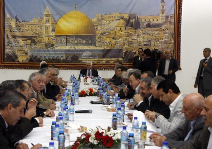 الرئيس عباس يوقع غدًا على انضمام فلسطين إلى المنظمات الدولية