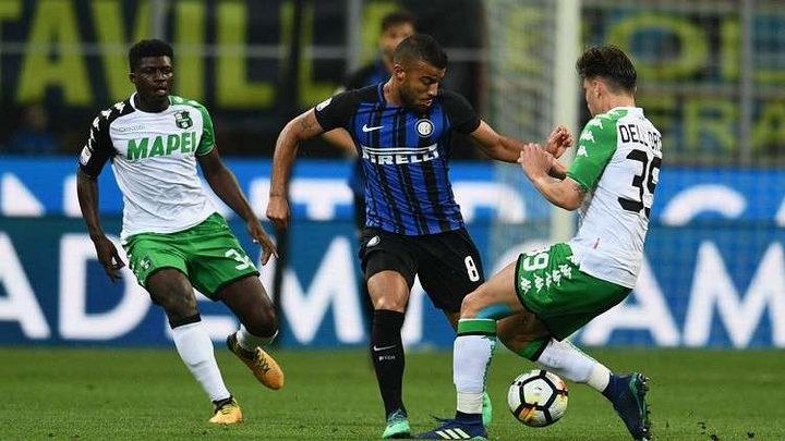 إنتر ميلان يبتعد عن دوري الأبطال