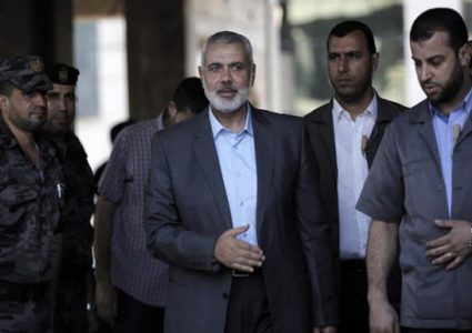 وفد من حماس يغادر قطاع غزة الى القاهرة